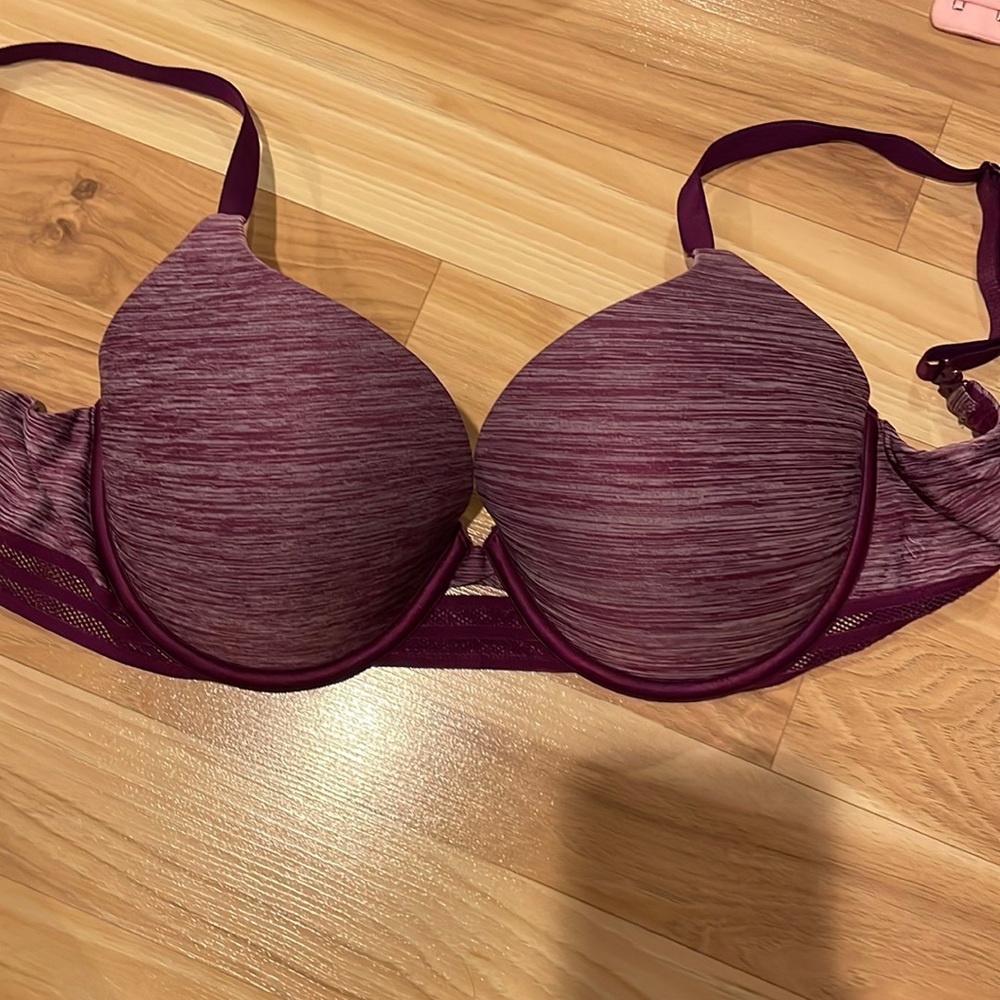 Like new Victoria’s Secret Bra